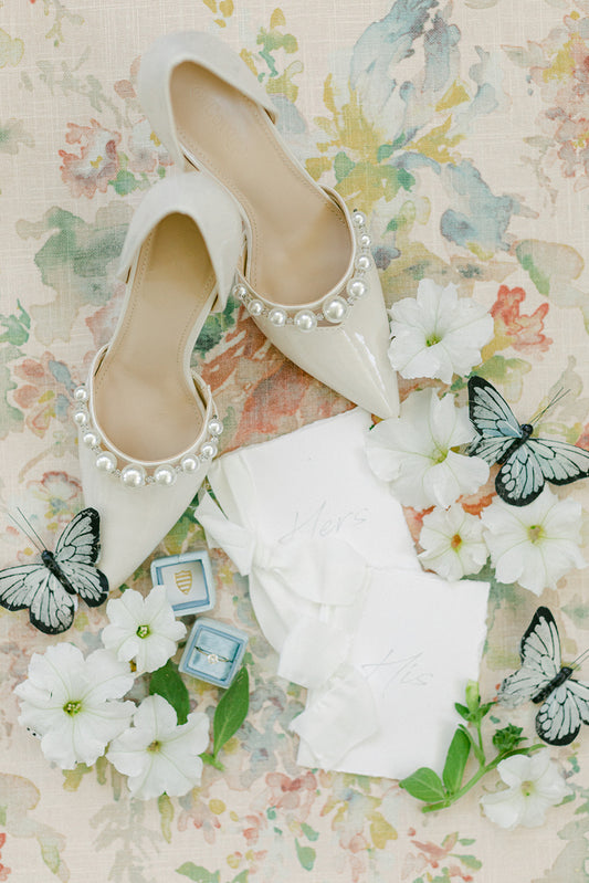 Flat Lay Styling Mat – Double-Sided Photography Backdrop - Wildflower Linen -Rollable Flat Lay Background – Olive and Oak