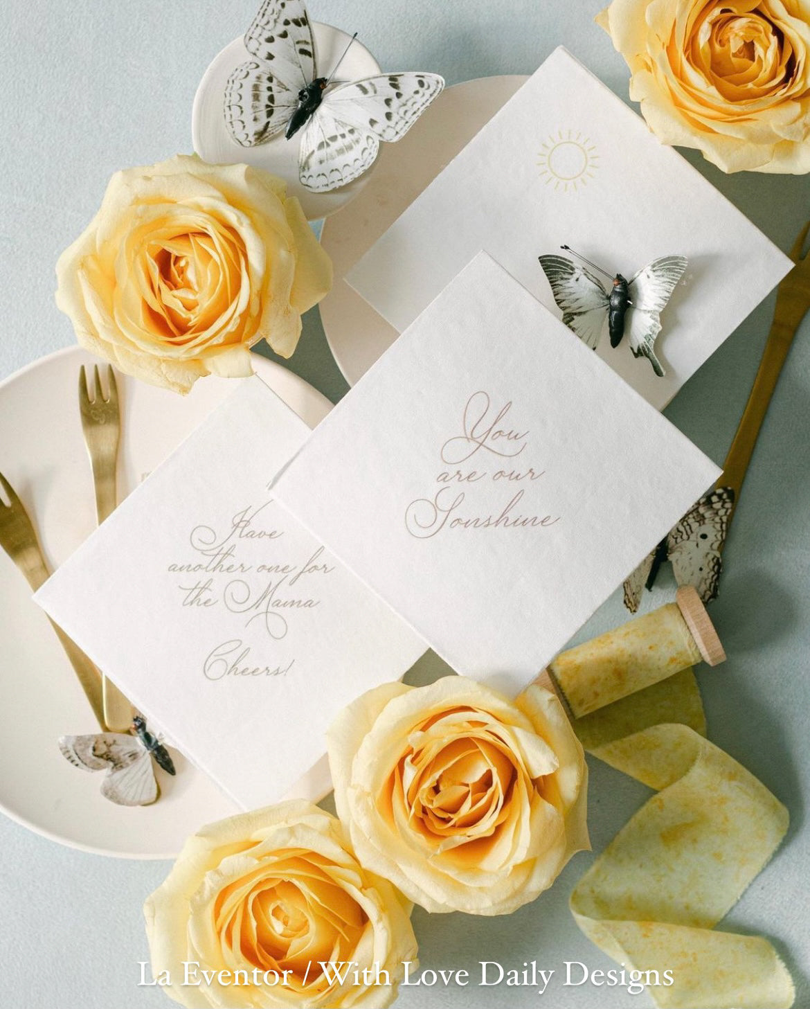 Sky Blue Suede Rollable Styling Mat - Double Sided Rollable Styling  Mat for photographers, stylists, and florists